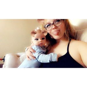 Meet your Posher, Meagan